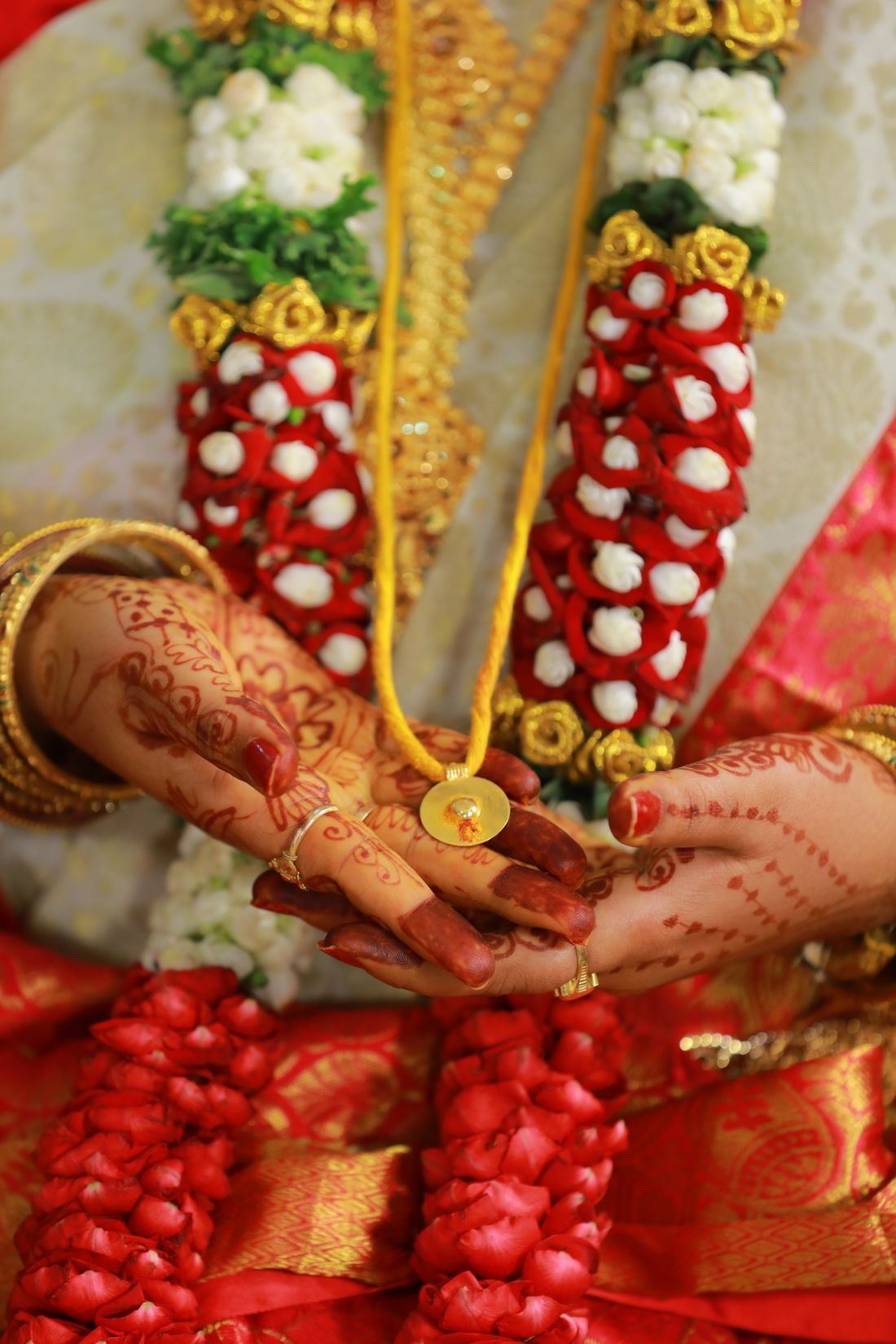 Jiyaaa Jain — Bridal hands